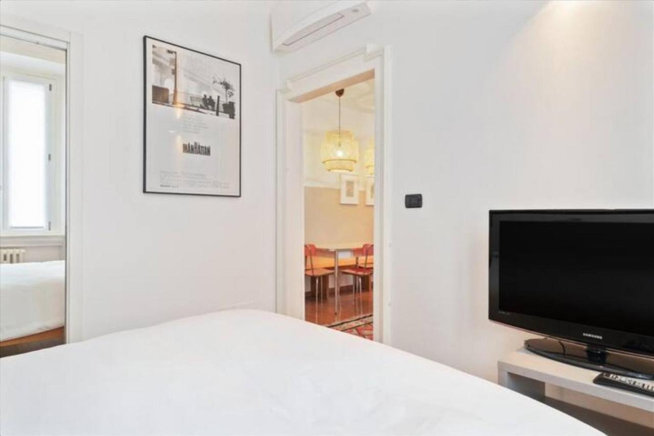 Apt Milano-Porta Romana Nearby Bagni Misteriosi Eksteriør billede