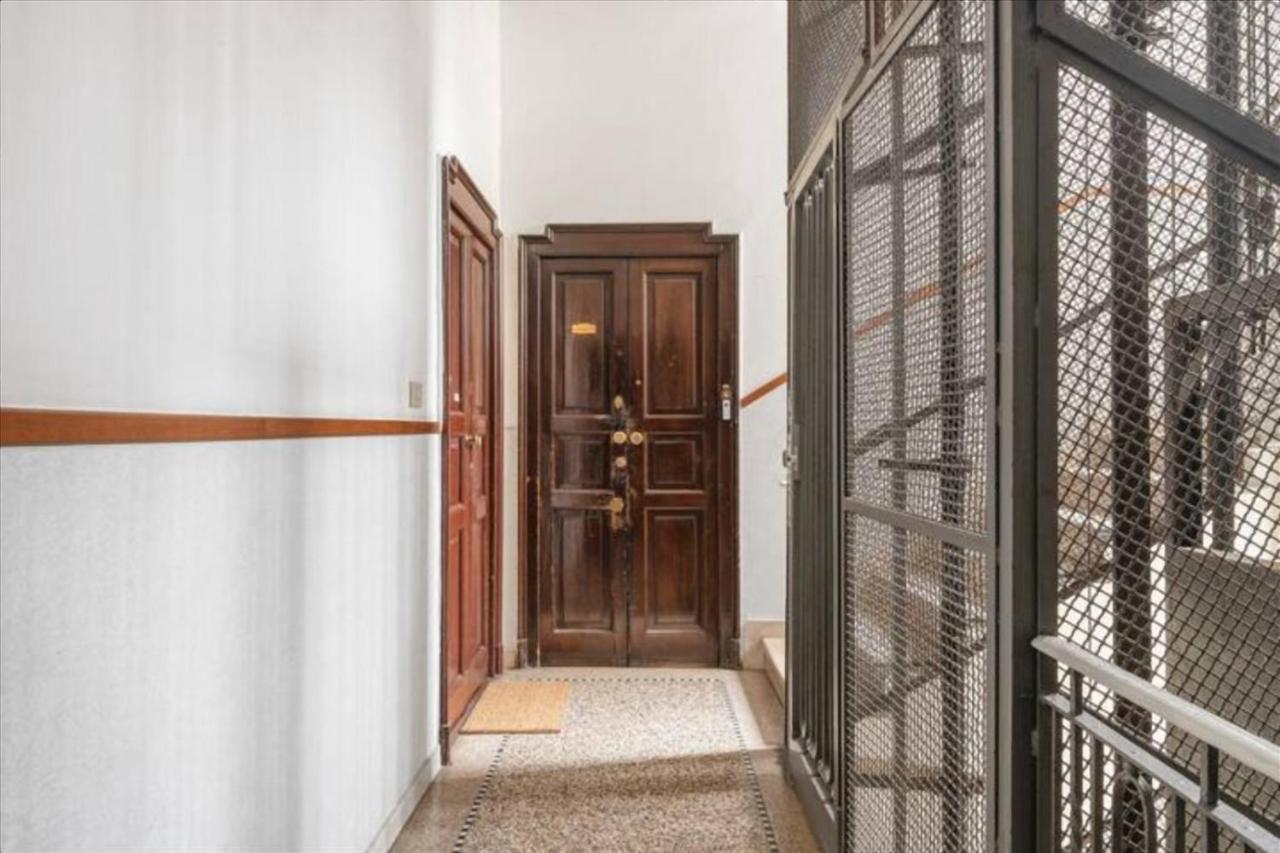 Apt Milano-Porta Romana Nearby Bagni Misteriosi Eksteriør billede